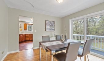 17 Stone Pound Ln, Atkinson, NH 03811