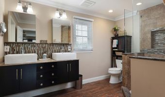18 Penny Ln, Bayville, NJ 08721