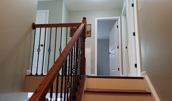 25501 EMERSON OAKS Dr, Aldie, VA 20105