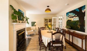 520 Corey Ln, Middletown, RI 02842