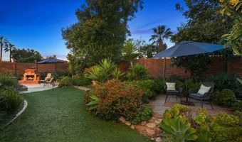 6433 La Paloma St, Carlsbad, CA 92009