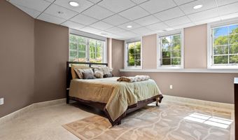 1049 MCKEAN Rd, Ambler, PA 19002
