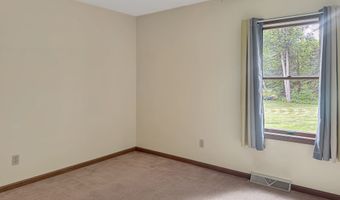32 Starr Rd, Colchester, CT 06415