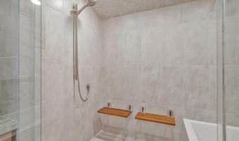 21 CHESAPEAKE Lndg, Annapolis, MD 21403