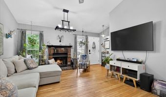 1510 Morning Sun Dr, Ballwin, MO 63021