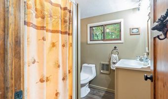 3204 6th St NW, Backus, MN 56435