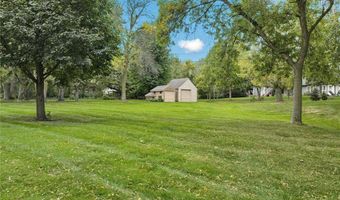 8949 Rosewood Ln N, Maple Grove, MN 55369