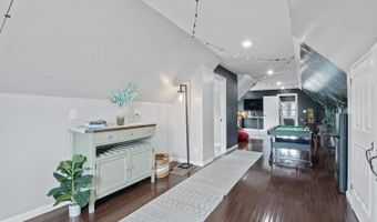 84 W 3rd St, Bayonne, NJ 07002