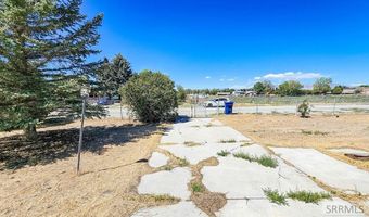 635 Thelma Ave, Arco, ID 83213