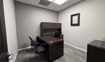 777 E Algonquin Rd, Algonquin, IL 60102
