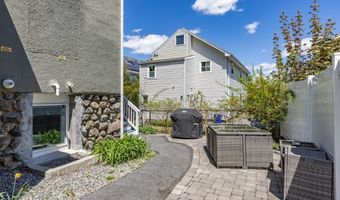 30 Gloucester St 30, Arlington, MA 02476
