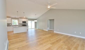6 Lilac Ave, Bangor, ME 04401