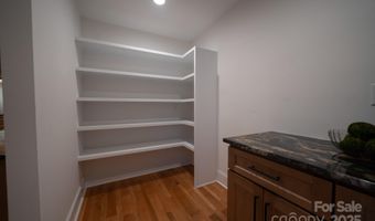 4901 Pine Ridge Rd, Charlotte, NC 28226