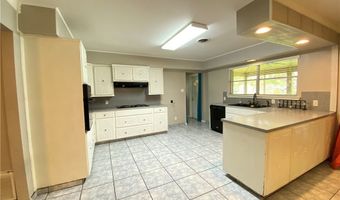 536 W Yoakum Ave, Aransas Pass, TX 78336
