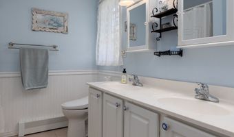 435 Old Hebron Rd, Colchester, CT 06415