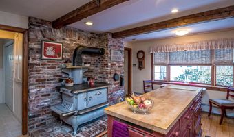 28 Washington Ave, Bartlett, NH 03845