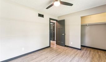 2300 Seiler Rd, Alton, IL 62002