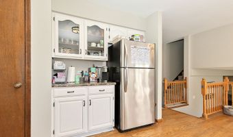672 Garys Dr, Antioch, IL 60002