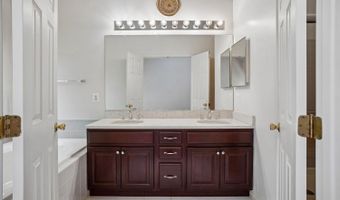 6610 HUNTER CREEK Ln, Alexandria, VA 22315