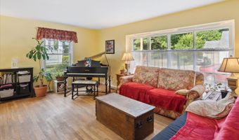 418 Darrow St, Albion, MI 49224