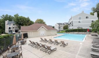 4 DUDLEY Ct, Bethesda, MD 20814