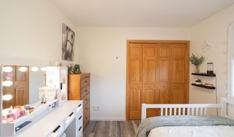 9199 50th St NW, Annandale, MN 55302