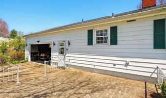 6407 Hiram Ave, Ashtabula, OH 44004