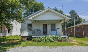 218 N 5th St, Albion, IL 62806