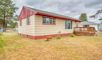 35 Elm Blvd, Babbitt, MN 55706