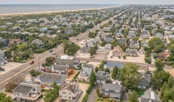 3 W 12 St, Barnegat Light, NJ 08006