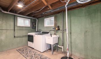 302 S Patton Ave, Arlington Heights, IL 60005