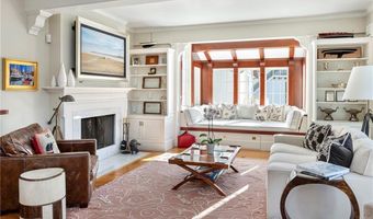 2 Harbor View Dr, Newport, RI 02840