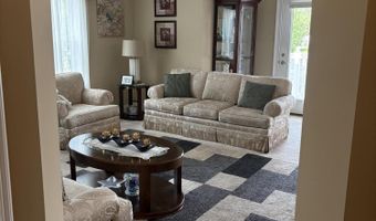 806 Heather Ln, Altamont, NY 12009