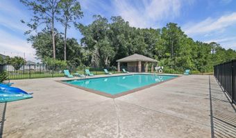 6236 Emerald Lake Dr, Biloxi, MS 39532