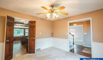 2105 N St St, Aurora, NE 68818