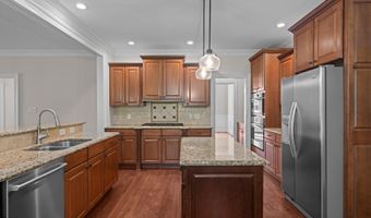 3005 Canopy Woods Dr, Apex, NC 27539