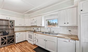 5 Webb Rd, Waterville, ME 04901