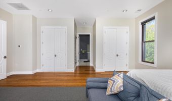 10405 BOSWELL Ln, Potomac, MD 20854