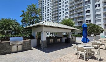 2801 NE 183rd St 714W, Aventura, FL 33160