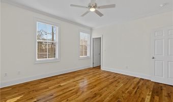 73 W Main St 6, Clinton, CT 06413