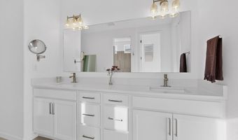 8345 Salinger Way NW, Albuquerque, NM 87120