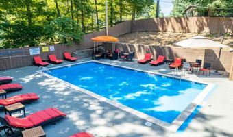 1309 Country Oaks Dr, Benton, AR 72015