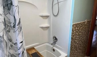 2216 E 44th St, Ashtabula, OH 44004