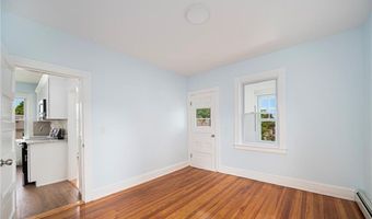 87 Lyman Ave, North Providence, RI 02911