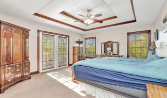18321 Marlowes Dr, Aurora, IN 47001