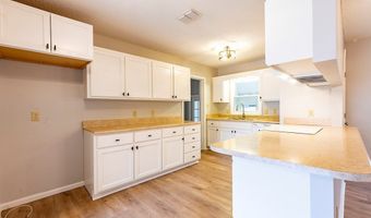 5902 WOODCLIFF St, Albany, GA 31721