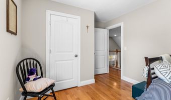 39 Pineview Dr, Candia, NH 03034
