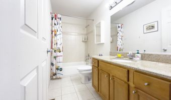 10 Oyster Bay Rd H, Absecon, NJ 08201