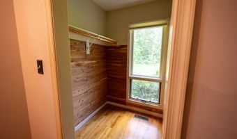 2246 Country Clb, Appomattox, VA 24522