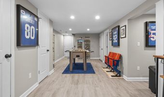 74 Benz St, Ansonia, CT 06401